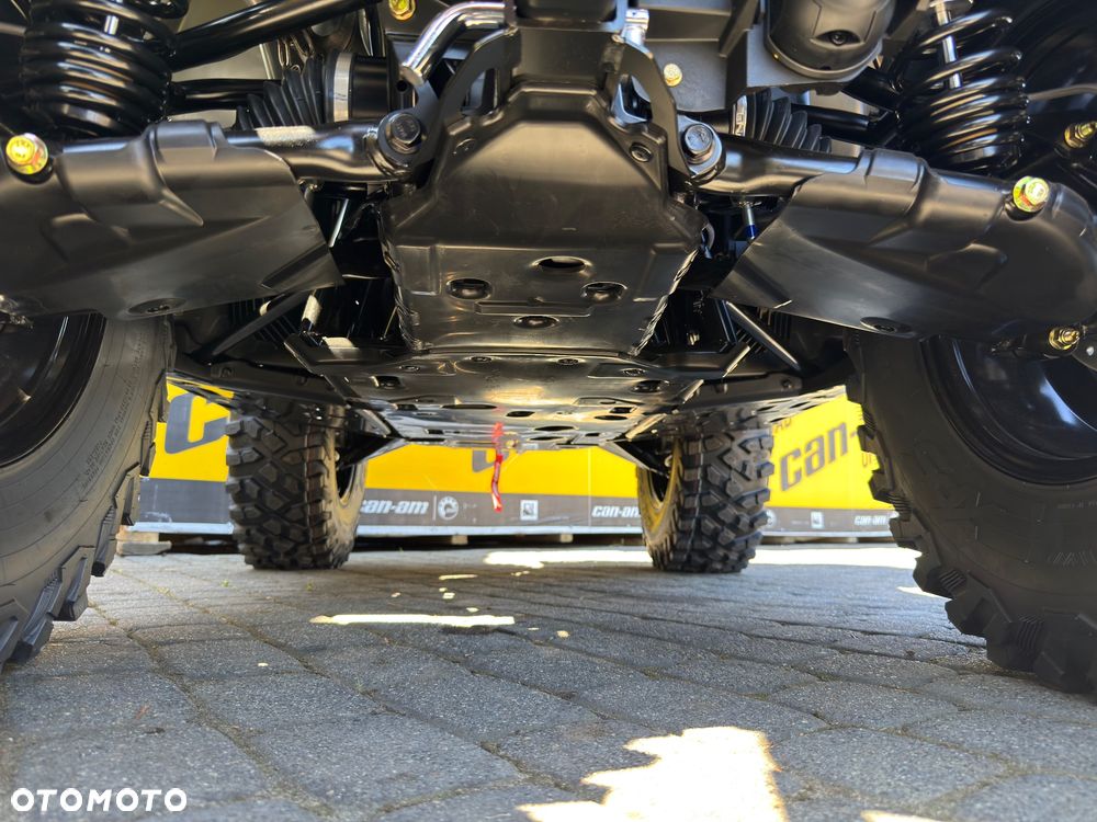 Can-Am Outlander Max - 14