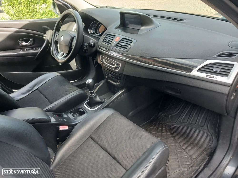 Renault Mégane Sport Tourer 1.5 dCi Dynamique S - 16