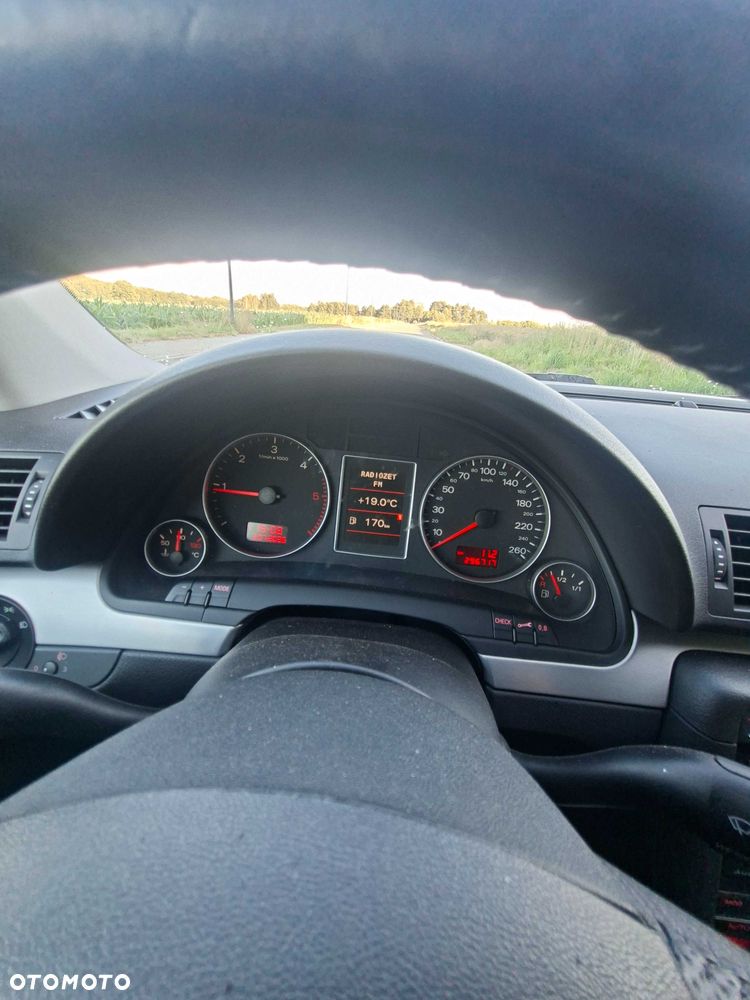 Audi A4 Avant - 7