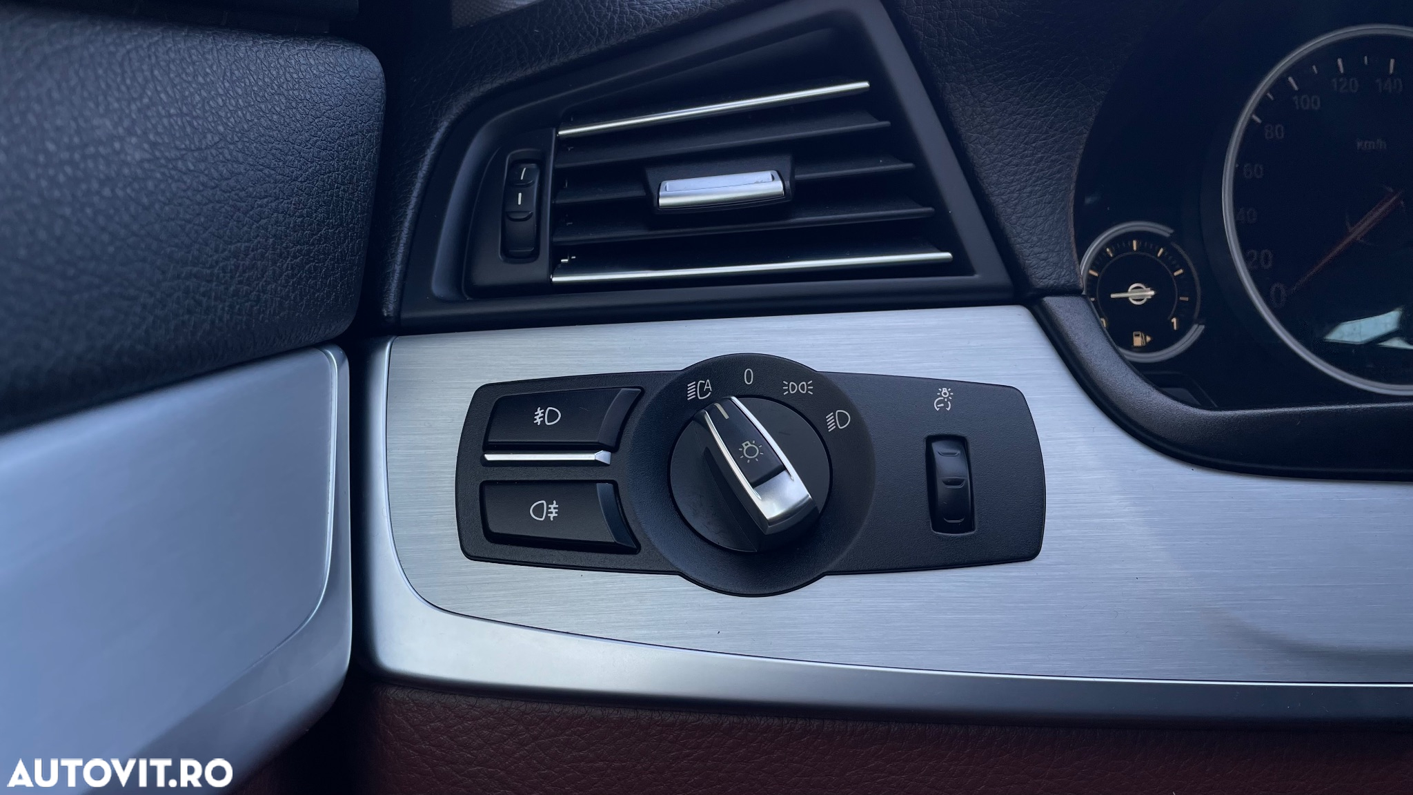 BMW Seria 5 520d Touring Sport-Aut. - 15