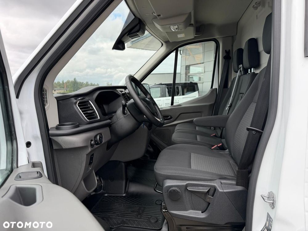 Ford transit TRANSIT VAN TREND 2.0 ECOBLUE 130KM LDT 6.2 M6 FWD 350 L3 - 17