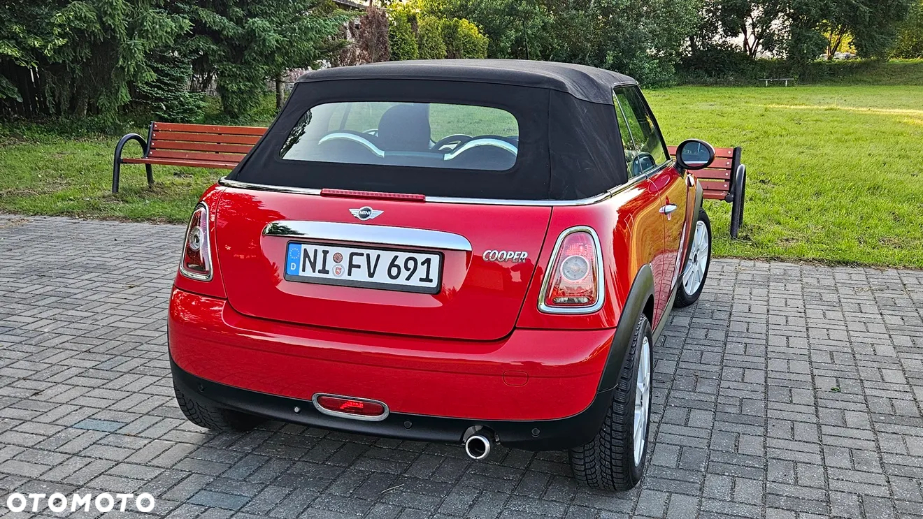 MINI Cooper Cabrio - 24