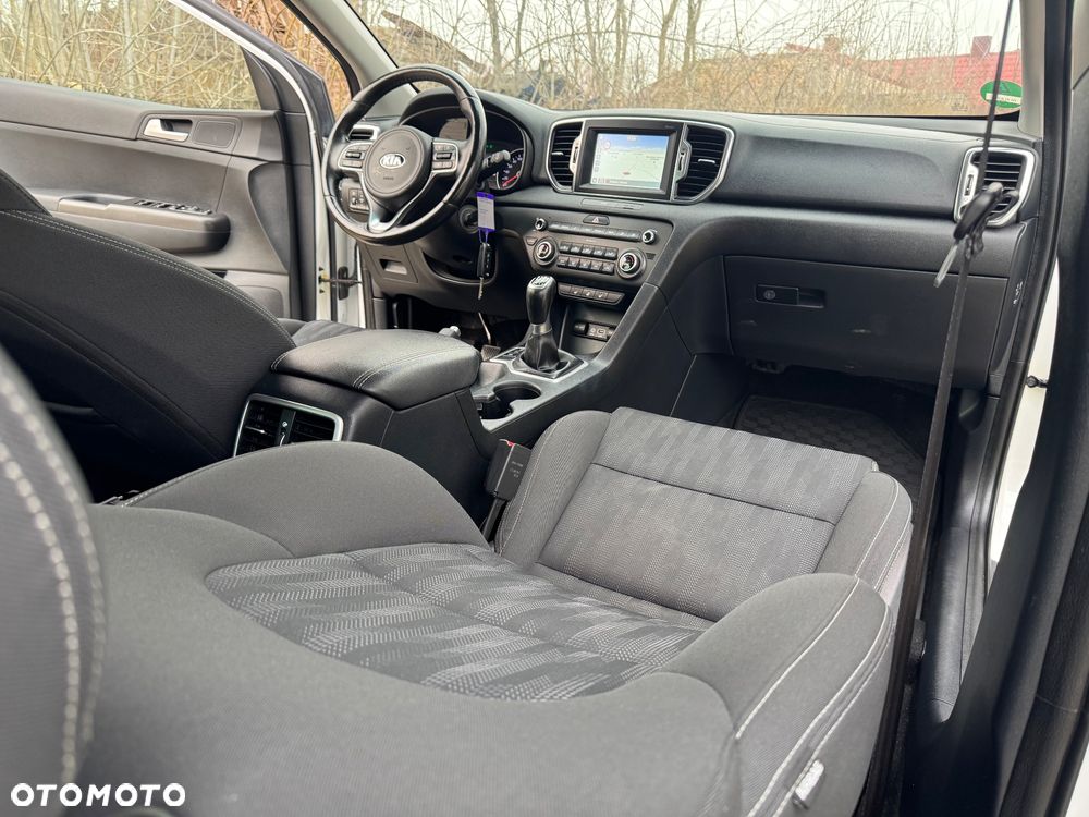 Kia Sportage 1.6 GDI 2WD DREAM-TEAM EDITION - 23