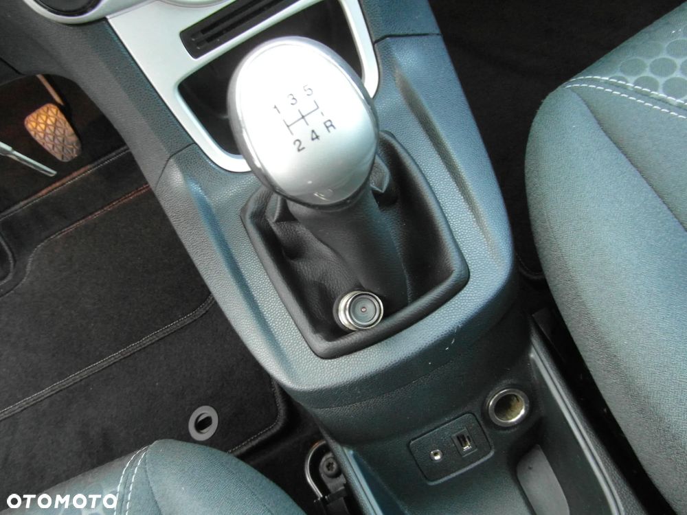 Ford Fiesta 1.25 Celebration - 29