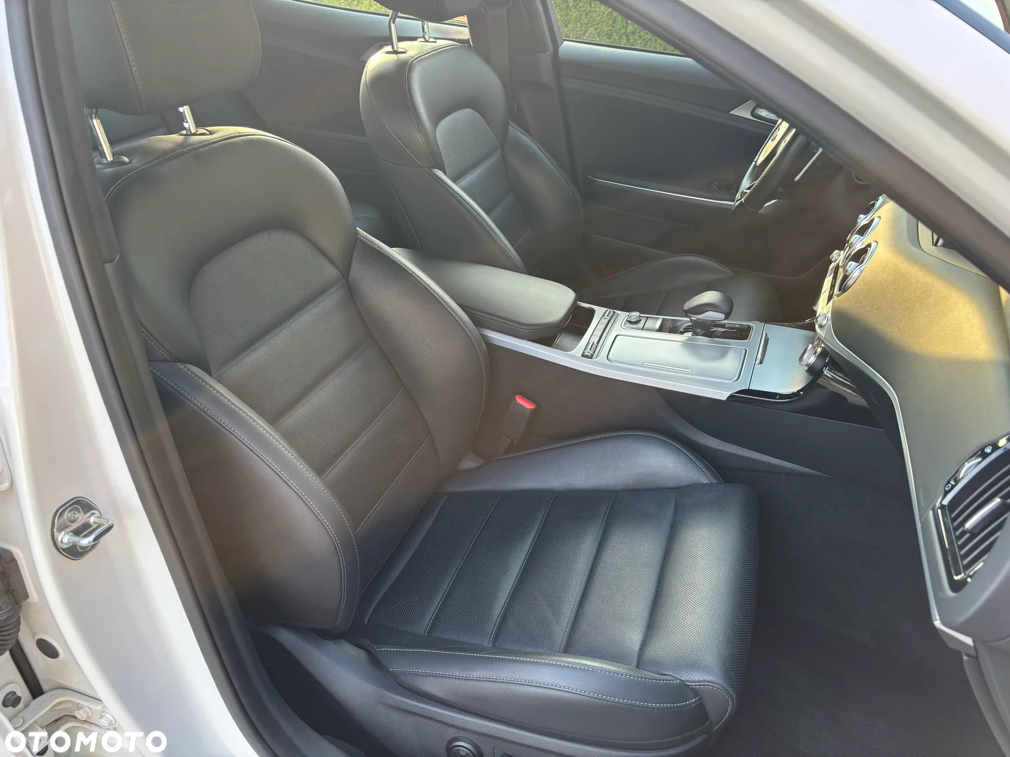 Kia Stinger 2.0 T-GDI GT Line - 18
