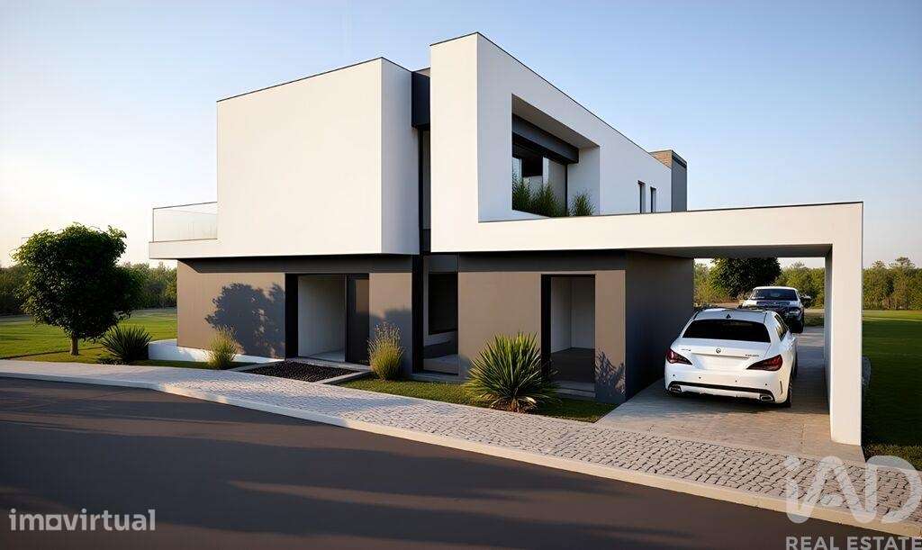 Casa / Villa T4 em Malveira e São Miguel de Alcainça de 324,00 m2 - Grande imagem: 2/16