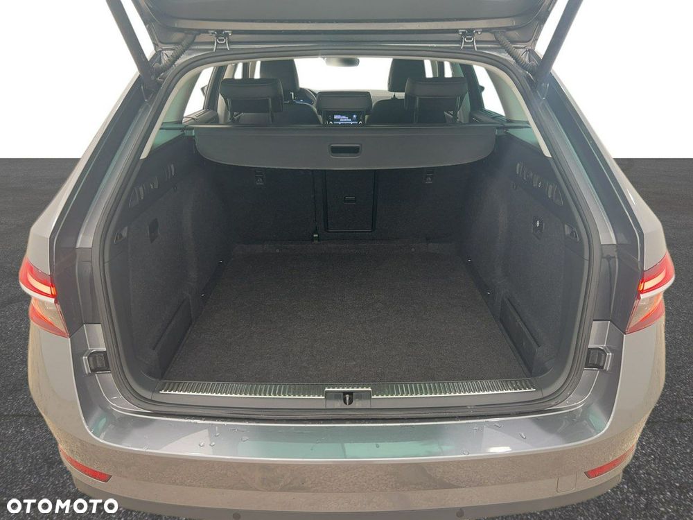 Skoda Superb 2.0 TSI Style DSG - 11