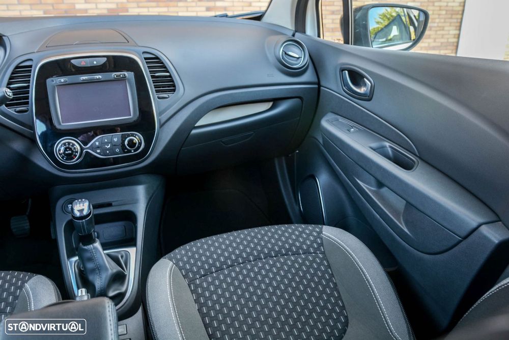 Renault Captur 1.5 dCi Exclusive - 13