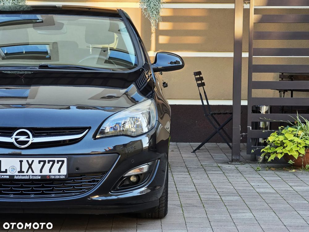 Opel Astra 1.4 T Cosmo EU6 - 19
