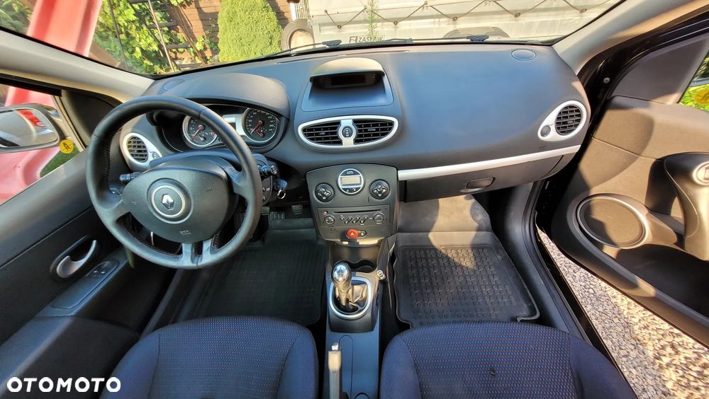 Renault Clio 1.2 TCE Alize - 36