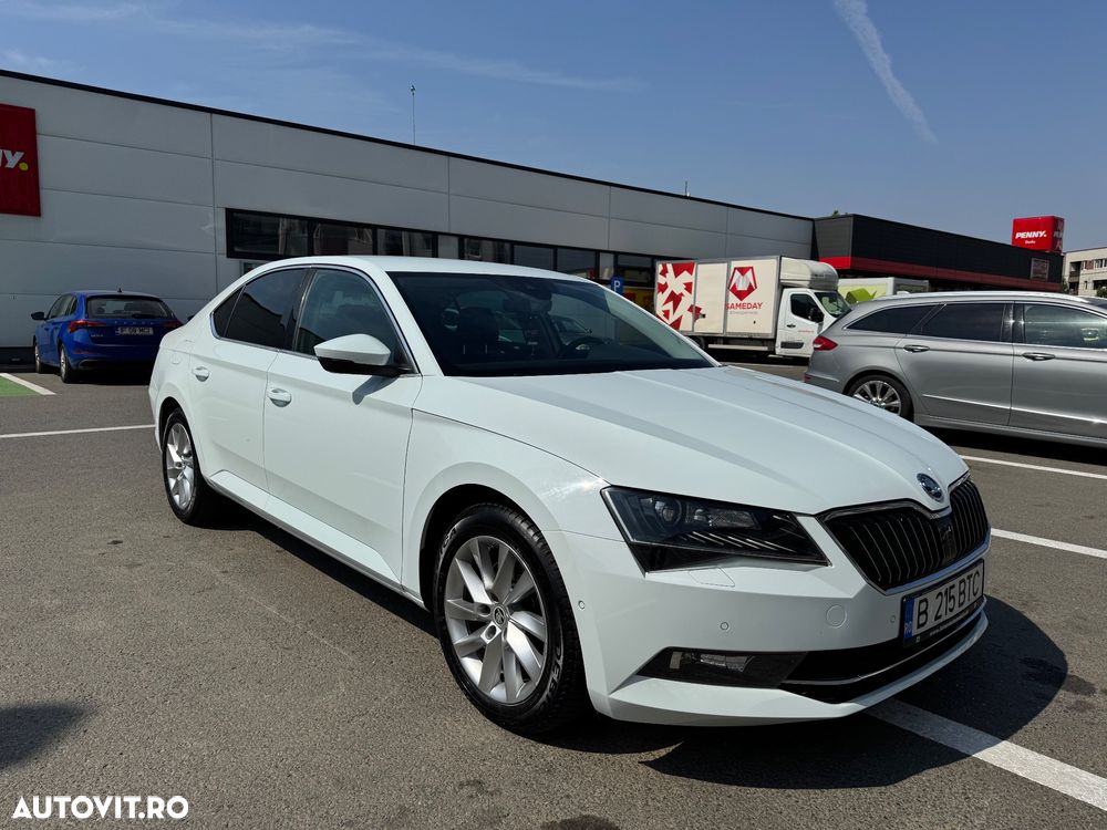Skoda Superb 2.0 TDI DSG Style - 19