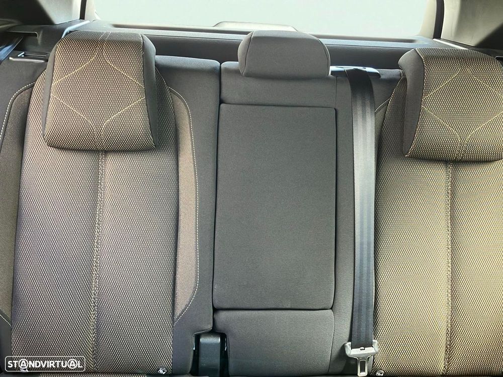 DS DS7 Crossback 1.5 BlueHDi So Chic EAT8 - 18