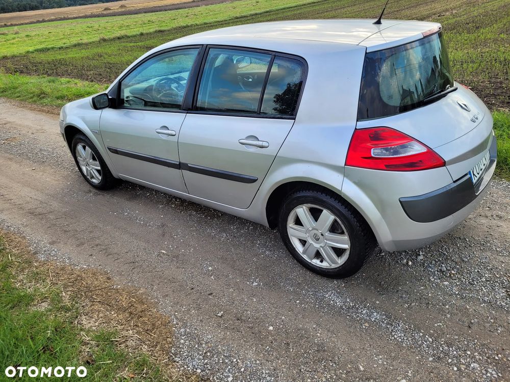 Renault Megane 1.5 dCi Emotion - 3
