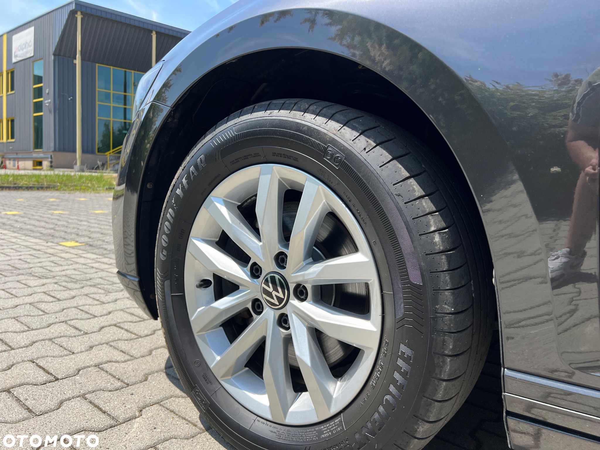 Volkswagen Passat 2.0 TDI Elegance DSG - 3