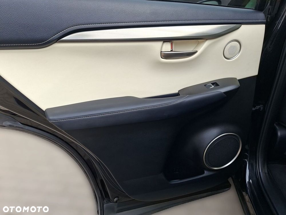 Lexus NX 300 F Impression AWD - 16