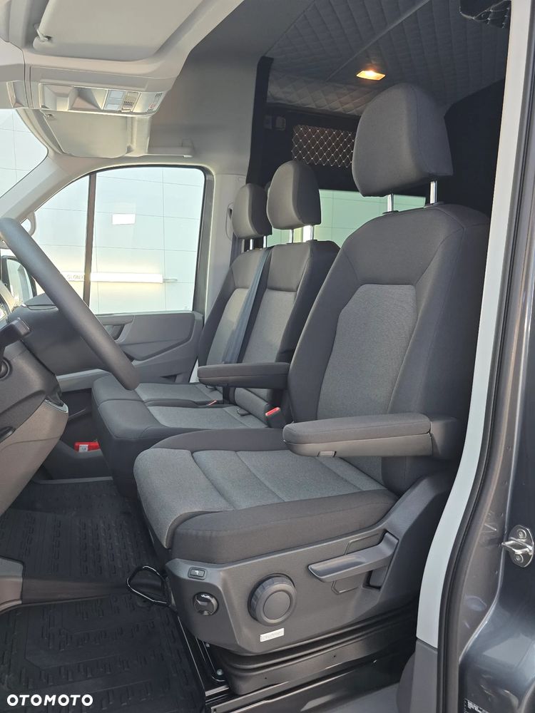 Volkswagen CRAFTER 4 MOTION AUTOMAT-8 Bie TDI 177KM Długi 7-OSOBOWY BOGATA OPCJA WYPOSAŻENIA NAVI KAMERA COFANIA FUL LED LAKIER METALIZOWANY FOTEL KIEROWCY PNEŁMATYCZNY Z MASAZEM SALON PL STAN NOWY NOWY NOWY - 29
