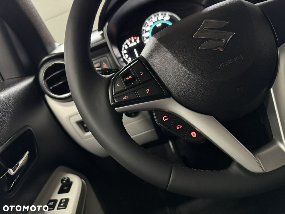 Suzuki Ignis - 26