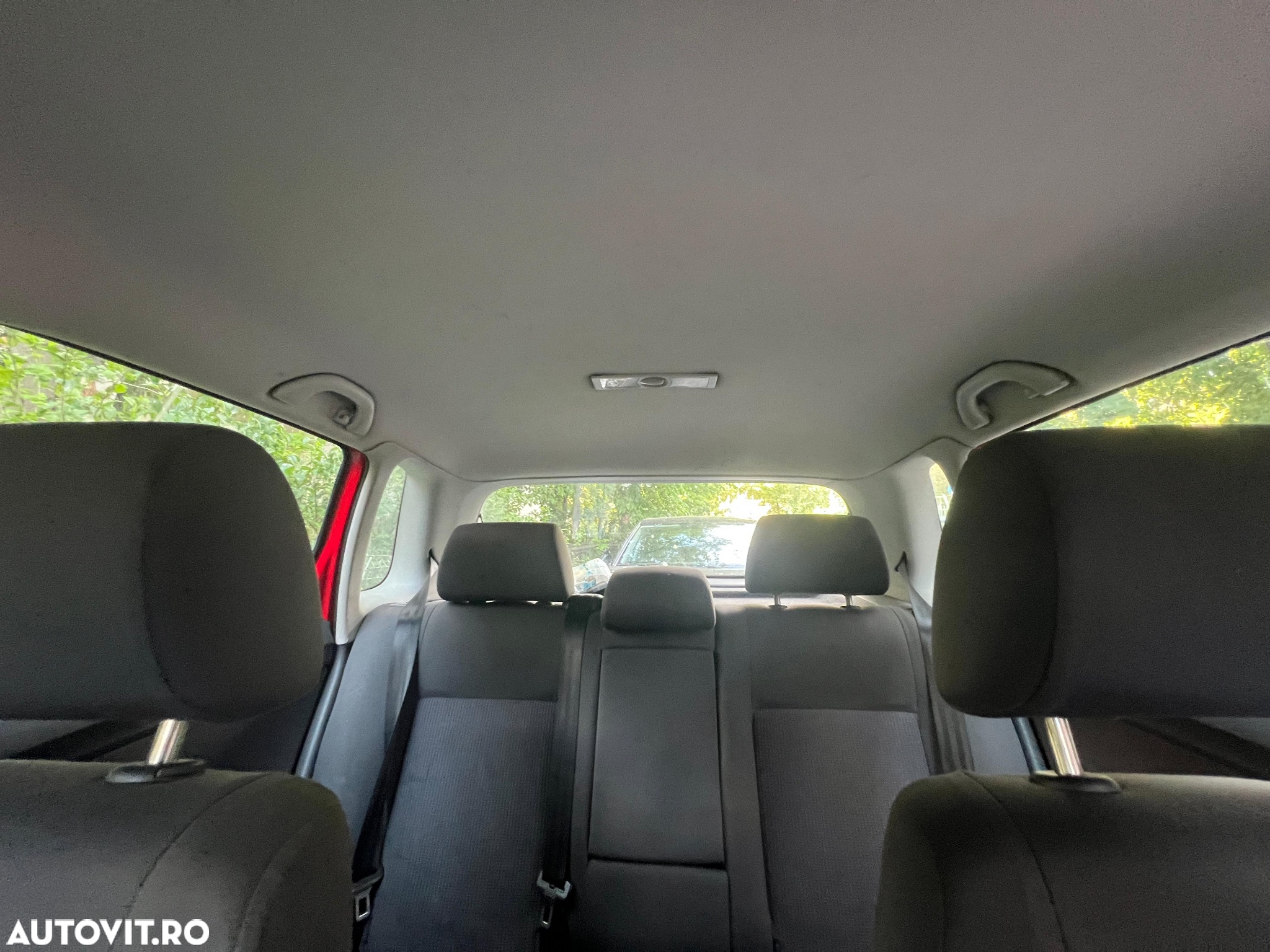 Volkswagen Polo - 8