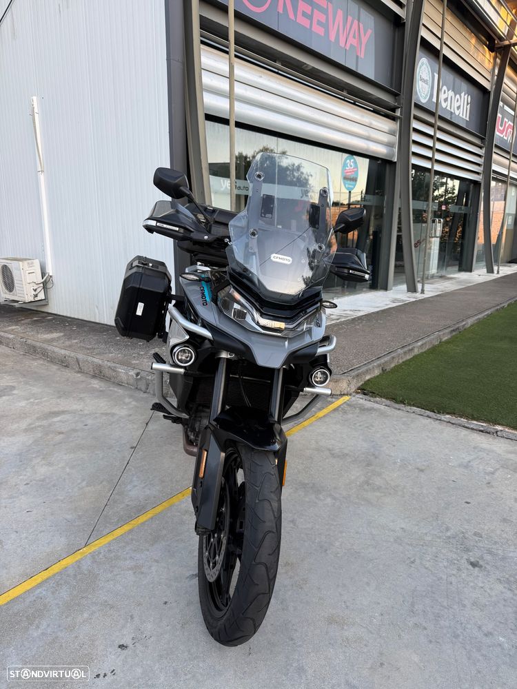 CF Moto 800MT Sport c/ malas Shad Terra - 5