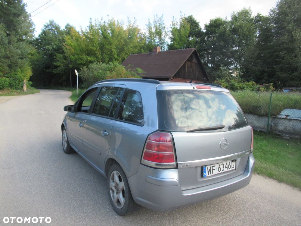 Opel Zafira - 3