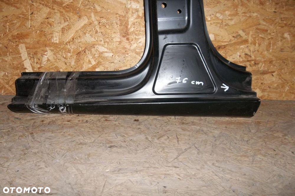 Próg poszycie prawa strona VW TOURAN 1T0 rok 03-15 - 2