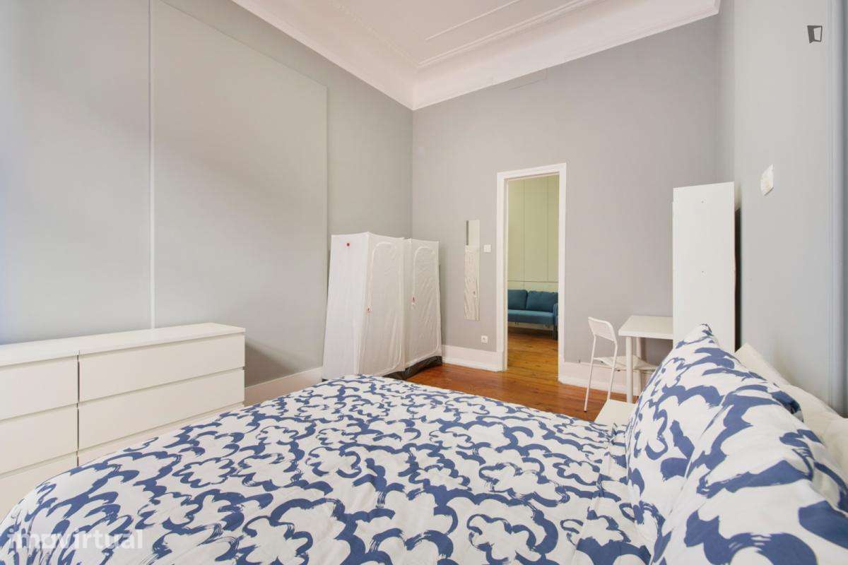 Quarto - localizado em Entrecampos Lisbon - Grande imagem: 3/51