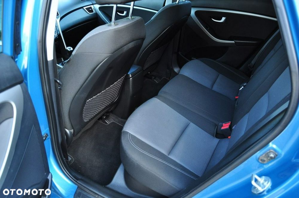 Hyundai i30 - 24
