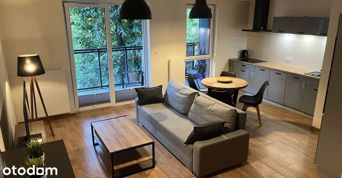 Stare Miasto, ul. Rakowicka, 2-pok, 52 m2 + balkon