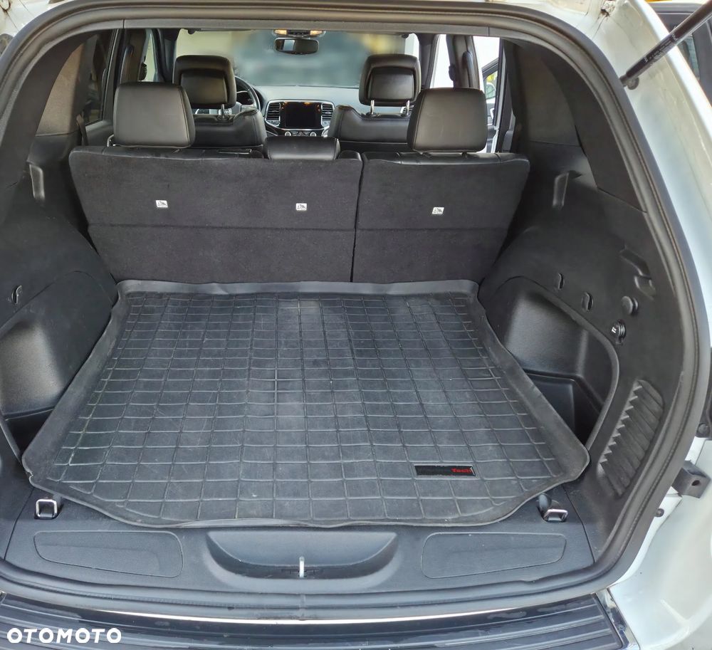 Jeep Grand Cherokee - 22
