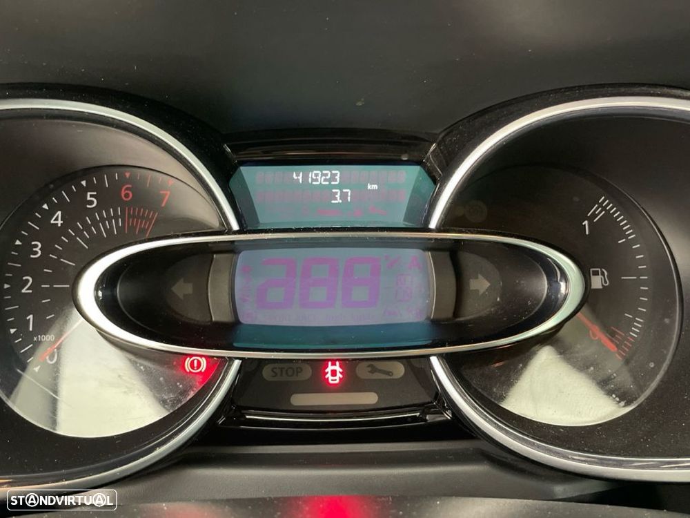 Renault Clio 0.9 TCe Limited - 9