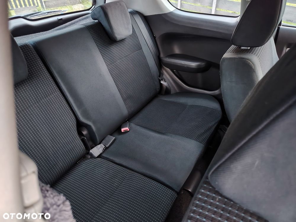 Suzuki Swift - 6
