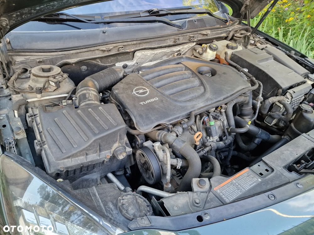 Opel Insignia - 8