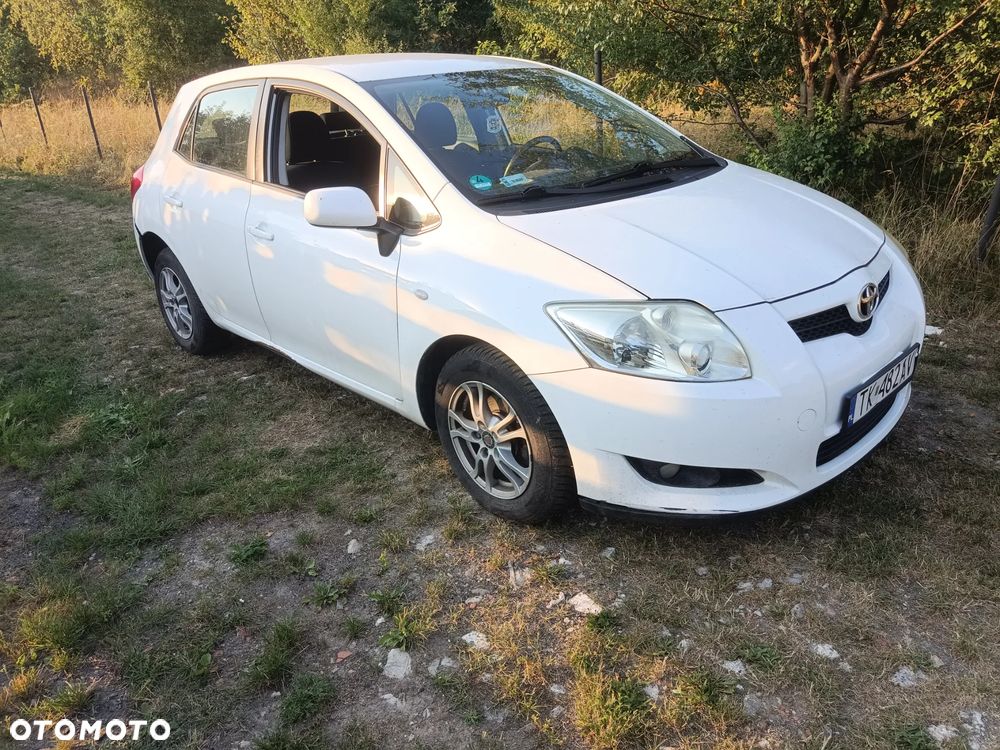 Toyota Auris 1.33 VVT-i Entry - 2