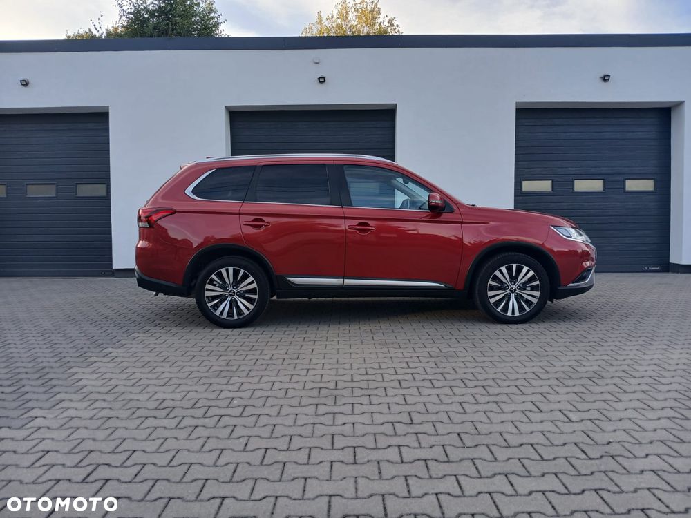 Mitsubishi Outlander 2.0 2WD CVT Edition 100 - 17