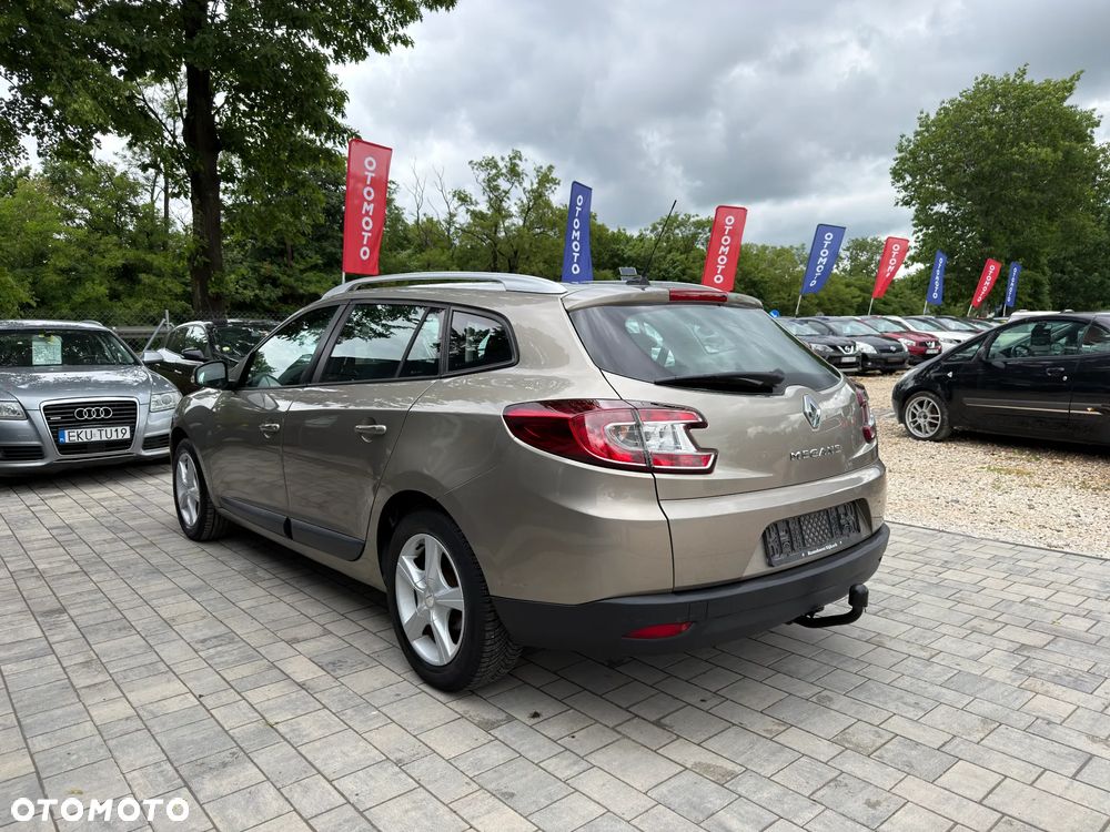 Renault Megane 1.6 16V Dynamique - 4