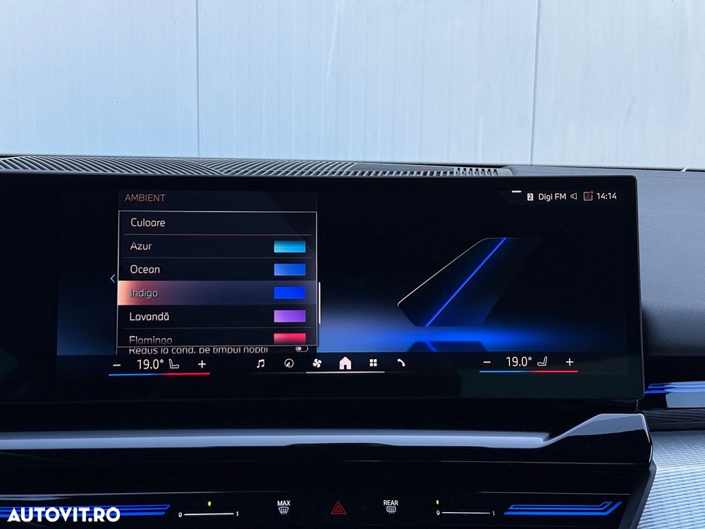 BMW Seria 5 520i AT MHEV - 31