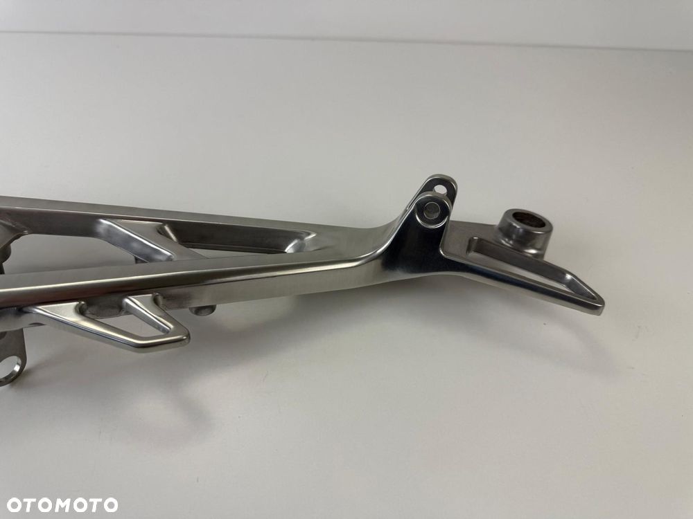 Prawy set Honda CB 1100 SC65 2010+ - 12