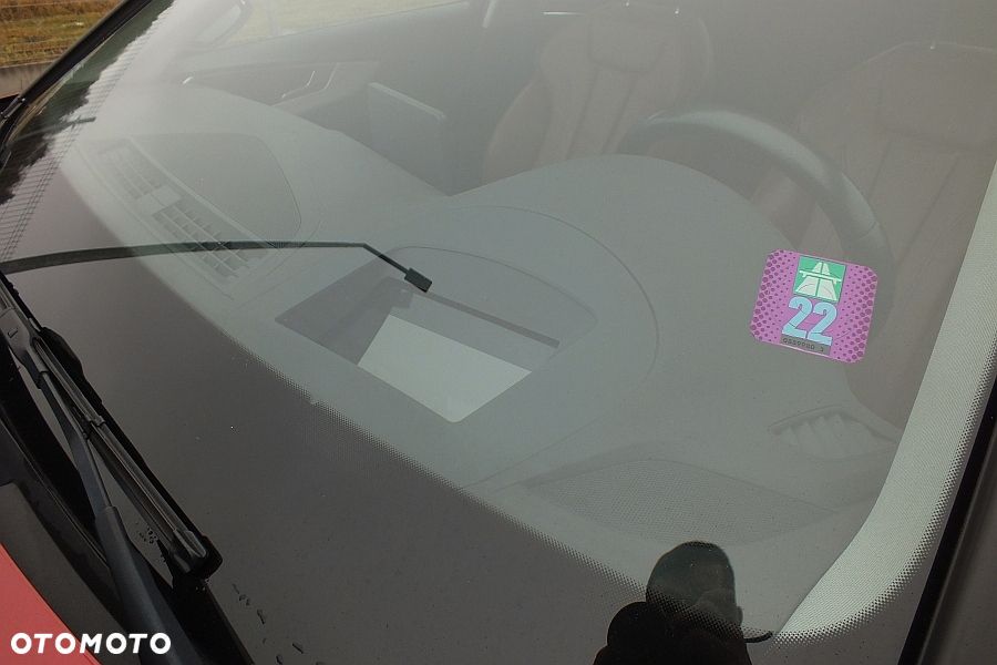 Audi A4 Limousine - 2