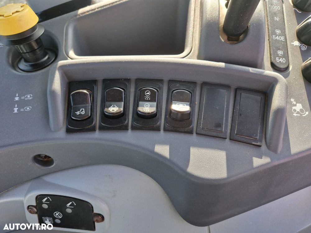 New Holland T5.105 TRACTOR AGRICOL 4x4 - 37