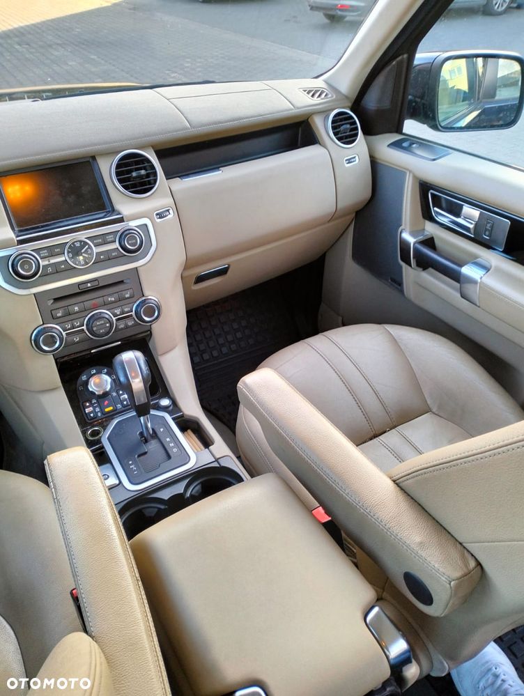 Land Rover Discovery 2.7D V6 HSE - 8