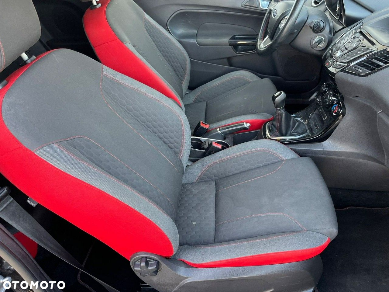 Ford Fiesta - 13