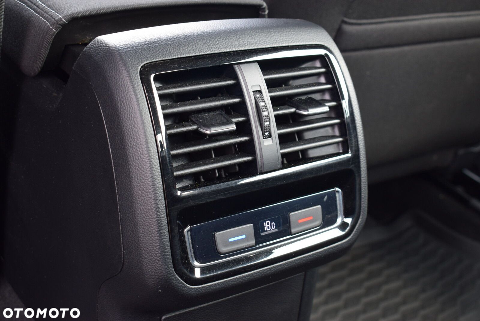 Volkswagen Passat 1.5 TSI EVO Business DSG - 21