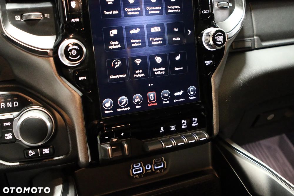 RAM 1500 5.7 Crew Cab Limited - 35