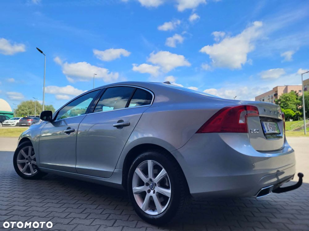 Volvo S60 D4 Momentum - 21