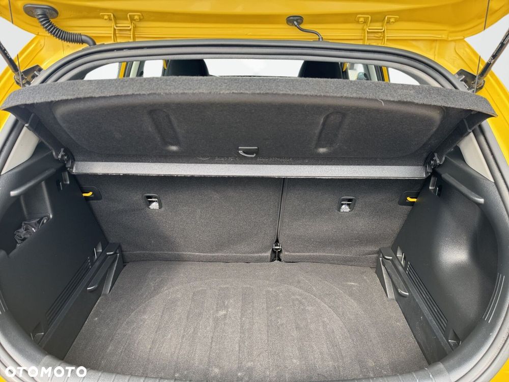 Kia Rio - 14