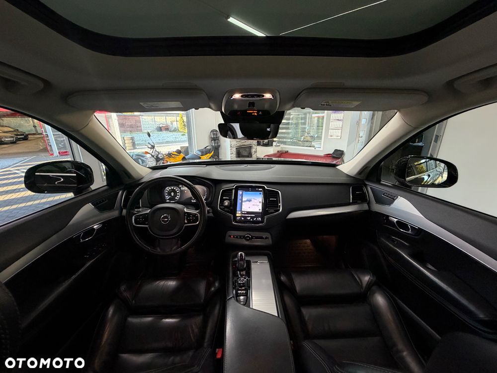 Volvo XC 90 - 5