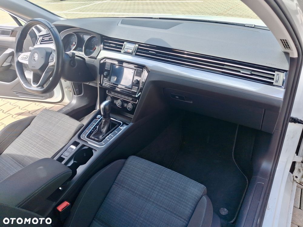 Volkswagen Passat 1.5 TSI EVO Business DSG - 11