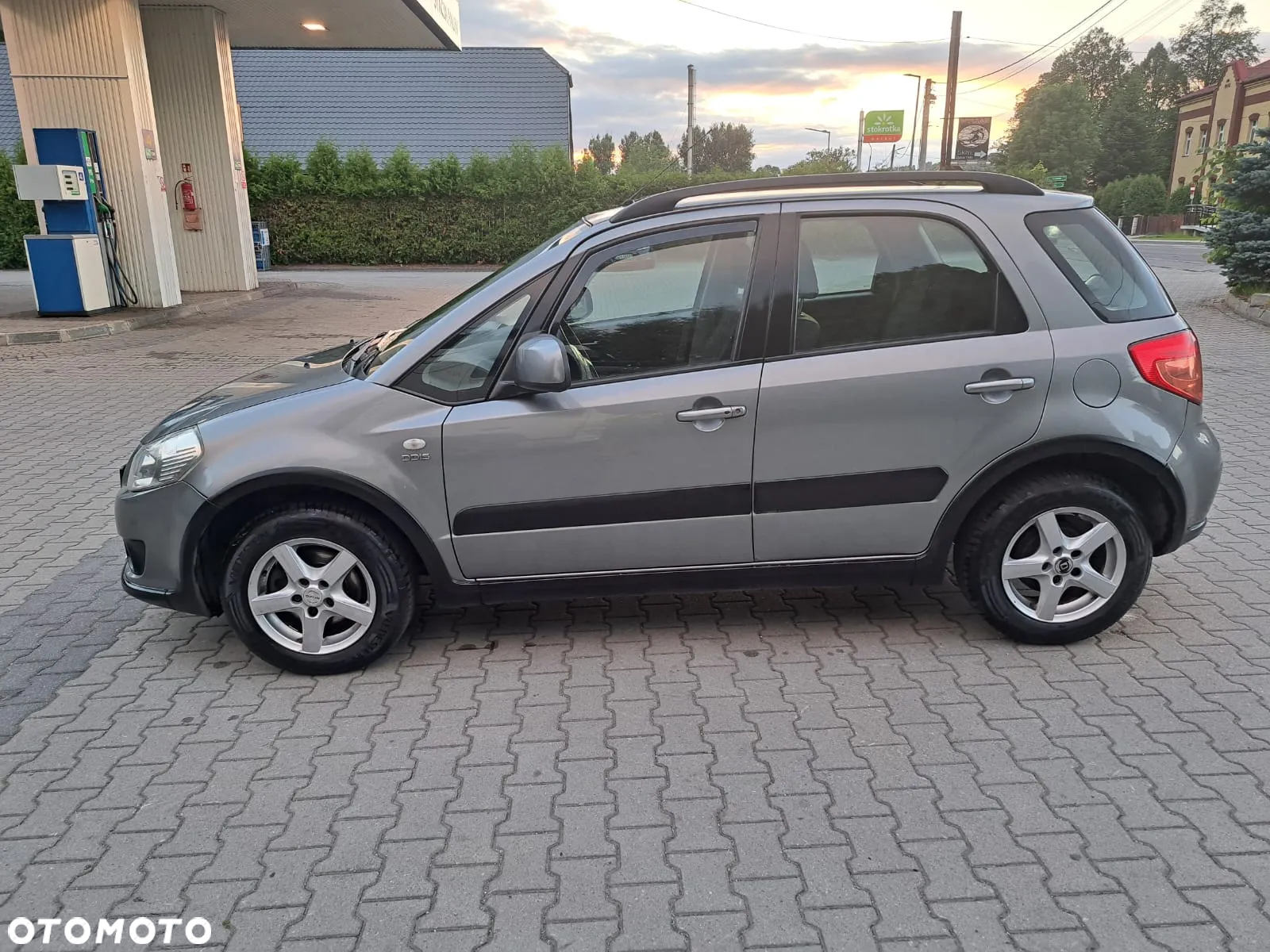 Suzuki SX4 1.9 DDiS DPF Streetline 4x2 Club - 10