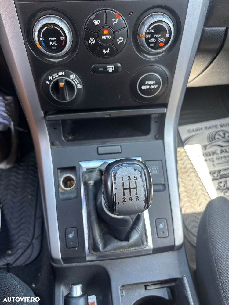 Suzuki Grand Vitara 1.9 DDiS Comfort + DPF Family - 15
