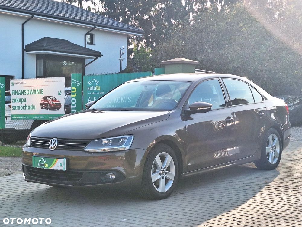 Volkswagen Jetta 1.2 TSI Comfortline Perfectline - 19